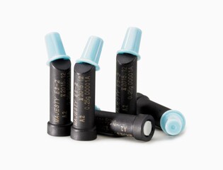 CLEARFIL MAJESTY ES-2 KAPS 20X0,25G - WARIANTY
