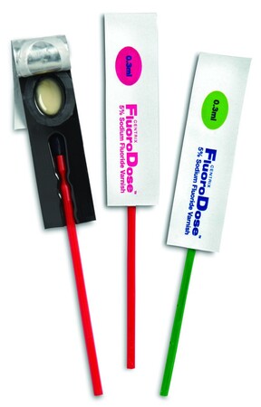 Centrix Fluorodose 0,3ml wiśnia 1szt lakier do fluoryzacji z pędzelkiem