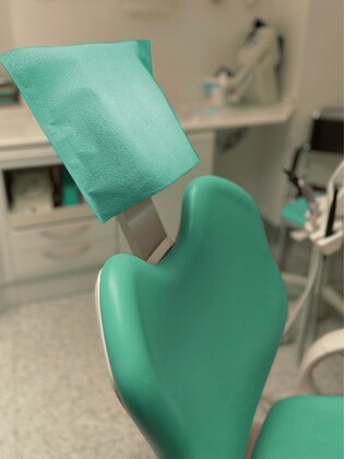 Pokrowce na zagłówki Medicom 25x25cm zielone 500szt. Medicom® SafeBasics™ zagłówki, celuloza+PE 2