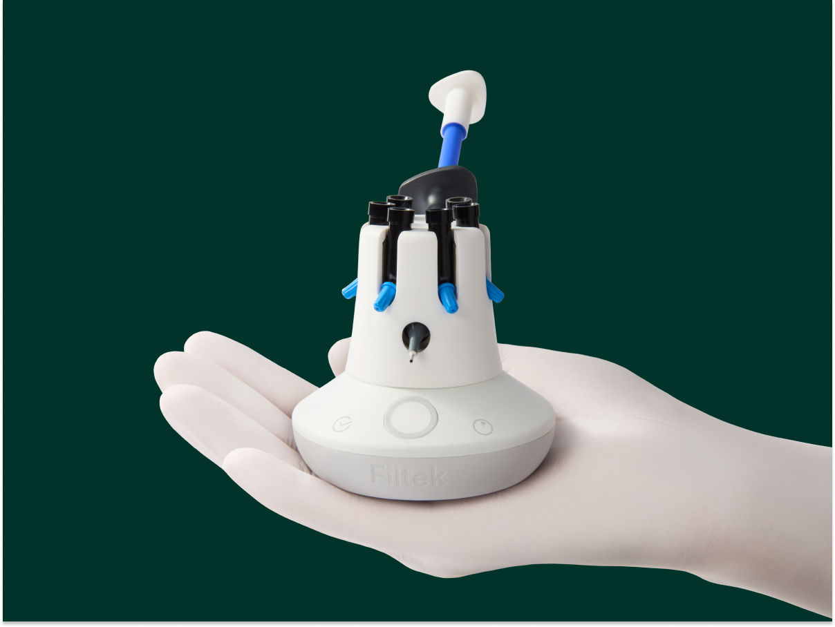 Filtek Warmer in Hand